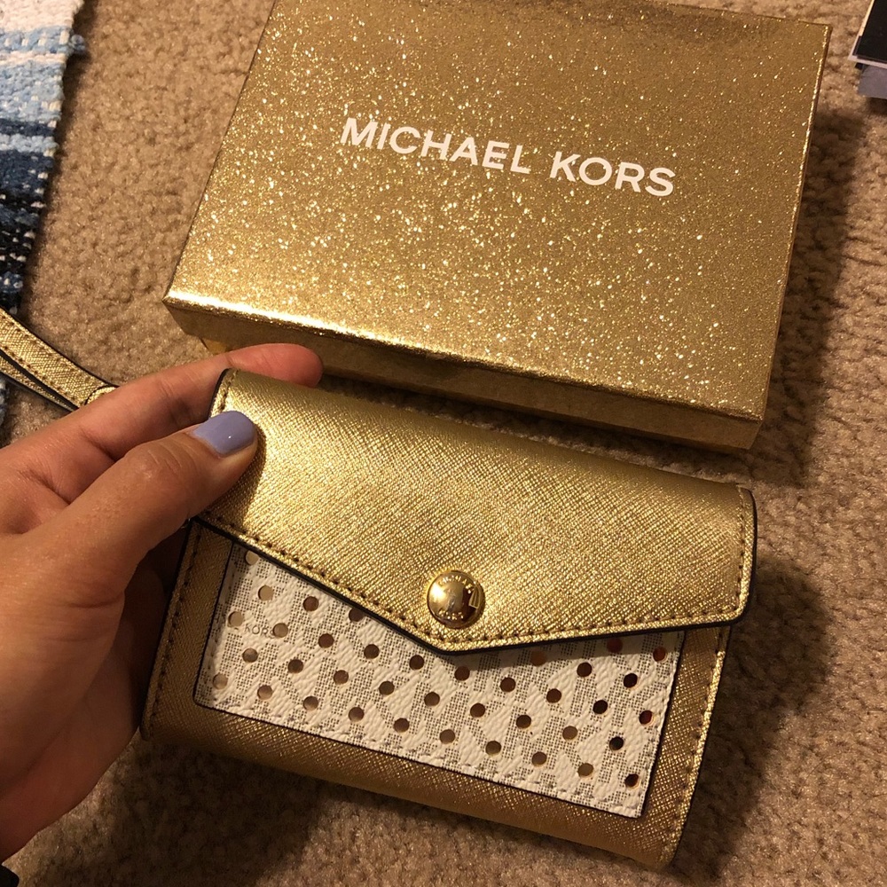 Michael Kors gold wallet/wristlet